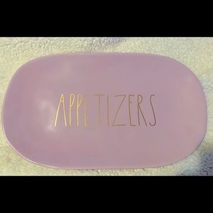 Rae Dunn appetizer plate.